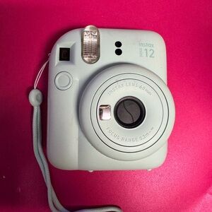 Instax mini 12 camera